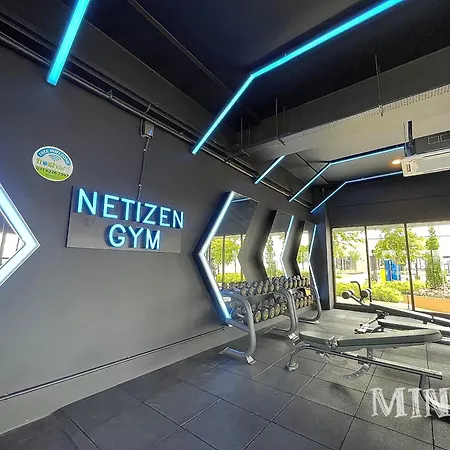 Mrt Balcony Netizen Couple Friendly #29 Apartment Cheras Bagian luar foto