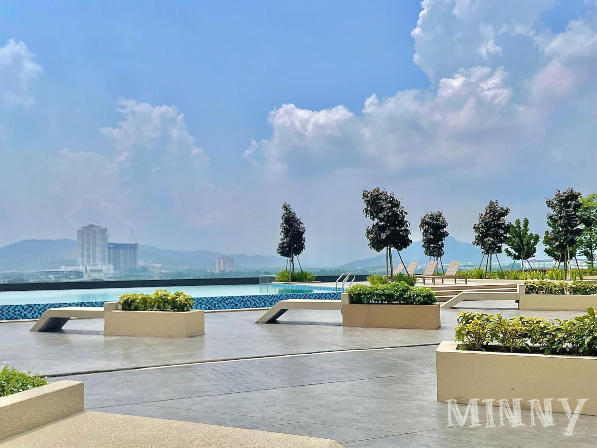 Mrt Balcony Netizen Couple Friendly #29 * Cheras